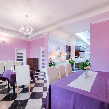 Imperium - Hotel Restauracja ฟีร์เลย์ ภายนอก รูปภาพ